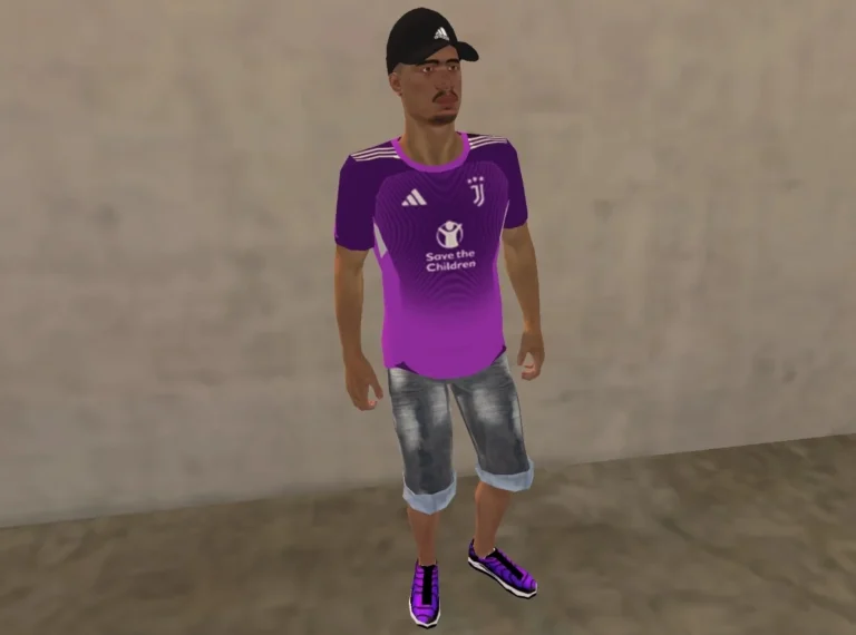 Pink Juventus Team Shirt